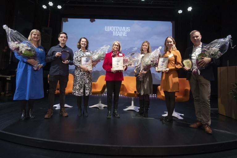 Reputation&amp;Trust Den festlige atmosfæren under 2022-prisutdelingen i bilder og webinaropptak